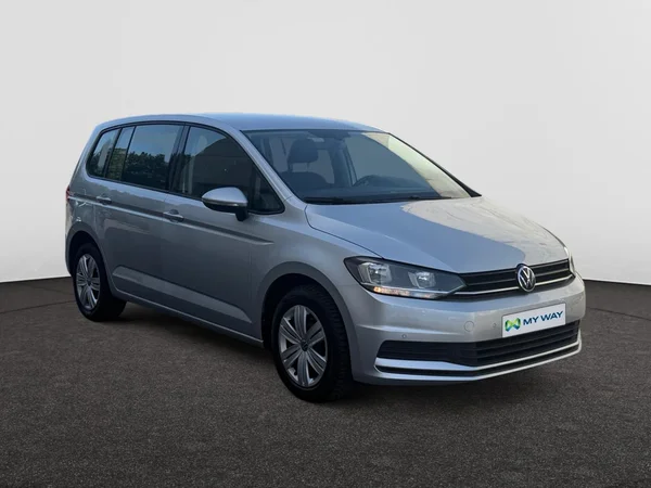 VOLKSWAGEN Touran (2021) — foto 21 van 21