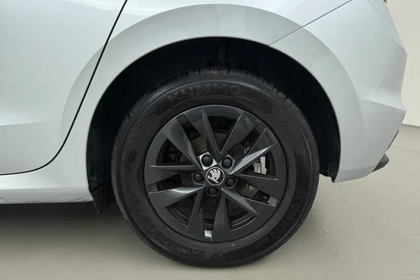 Skoda Fabia (2025) — foto 17 van 20