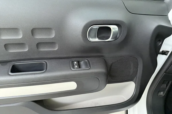 Citroen C3 (2021) — foto 7 van 25