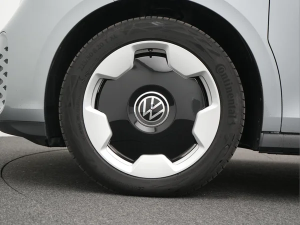 VOLKSWAGEN ID.Buzz (2025) — foto 37 van 44