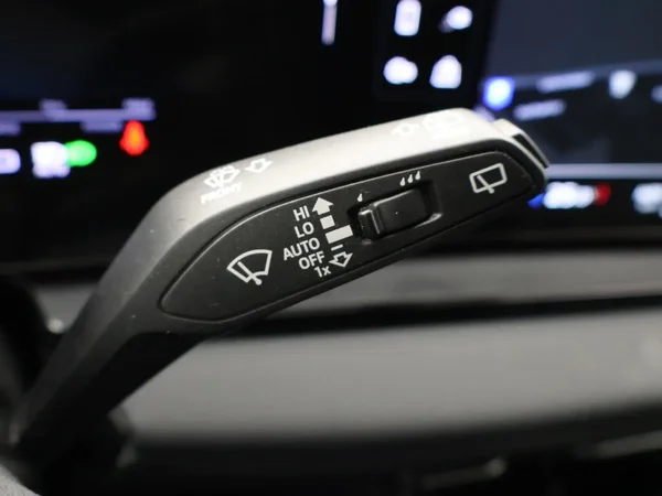 Audi SQ6 e-tron (2025) — foto 9 van 28
