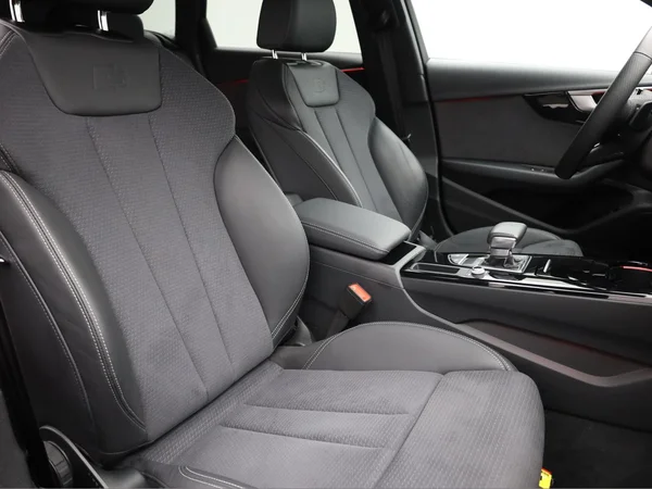AUDI A4 Avant (2025) — foto 20 van 25