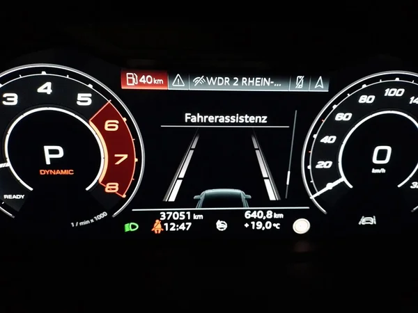 AUDI RS Q3 Sportback (2020) — foto 2 van 24