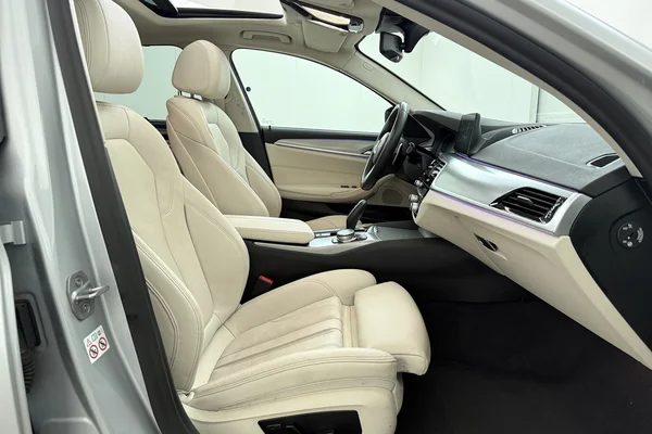 BMW 5 (G30) (2019) — foto 17 van 19