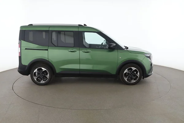 Ford Tourneo (2025) — foto 13 van 16