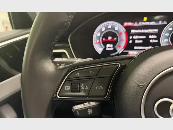Audi A4 (2022) — foto 10 van 28