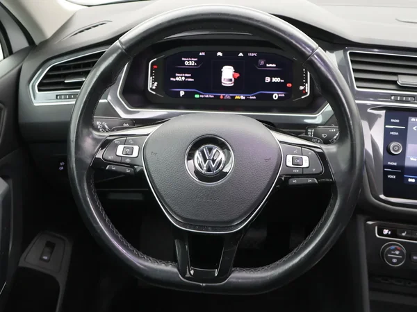 Volkswagen Tiguan Allspace (2020) — foto 4 van 30