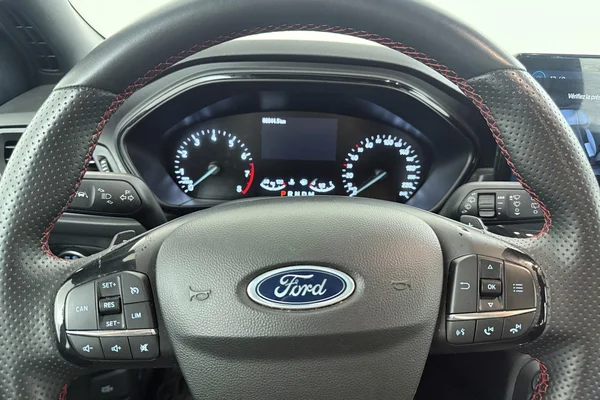 Ford Focus Sw (2023) — foto 6 van 35