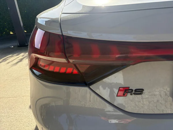 AUDI RS e-tron GT (2022) — foto 7 van 21