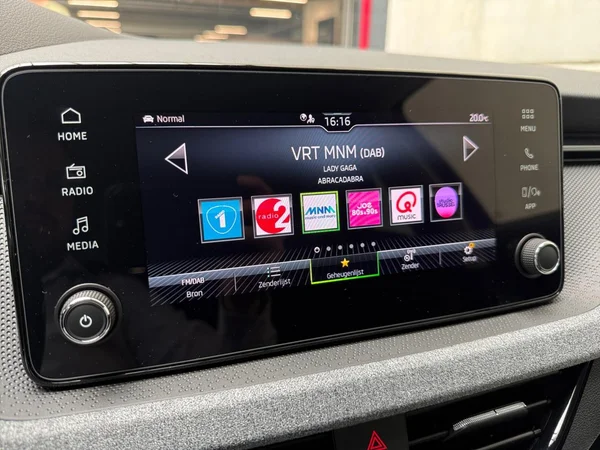 SKODA Kamiq (2026) — foto 12 van 14