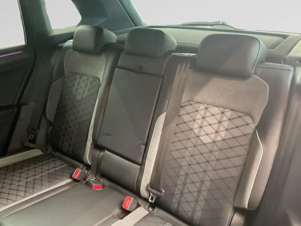 VOLKSWAGEN Tiguan eHybrid (PHEV) (2022) — foto 10 van 22