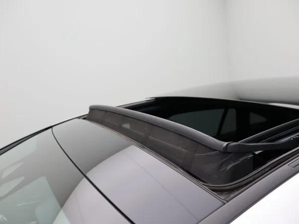 Mercedes-Benz EQE (2024) — foto 8 van 34