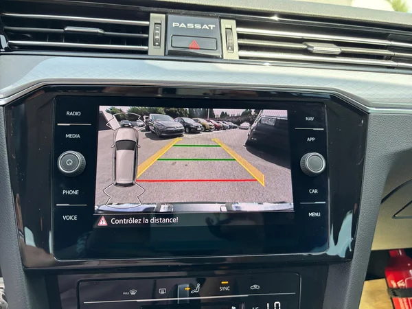 VOLKSWAGEN Passat Variant (2022) — foto 4 van 21