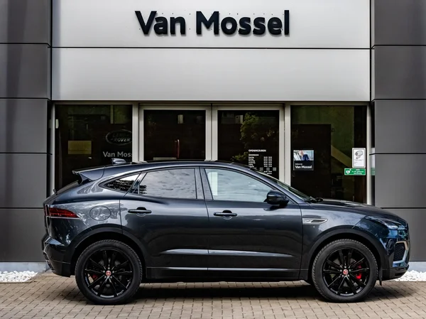 Jaguar E-PACE (2023) — foto 28 van 30