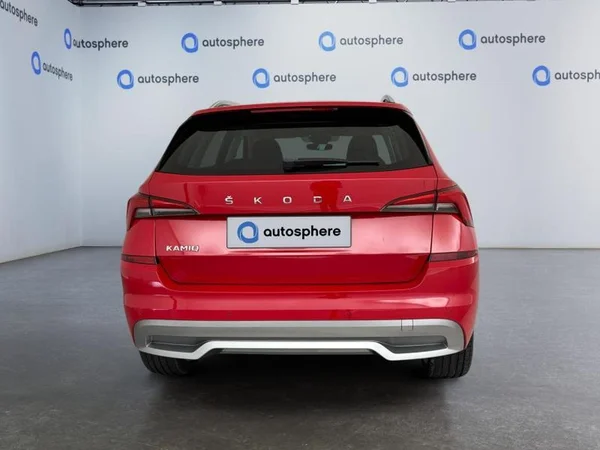 SKODA Kamiq (2020) — foto 15 van 17