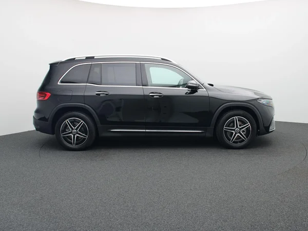 Mercedes-Benz EQB (2026) — foto 31 van 34