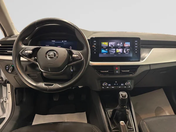 SKODA Scala (2022) — foto 20 van 20