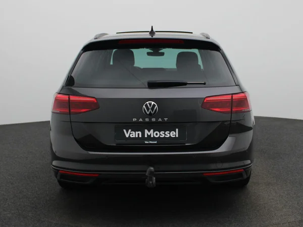 Volkswagen Passat (2022) — foto 44 van 48