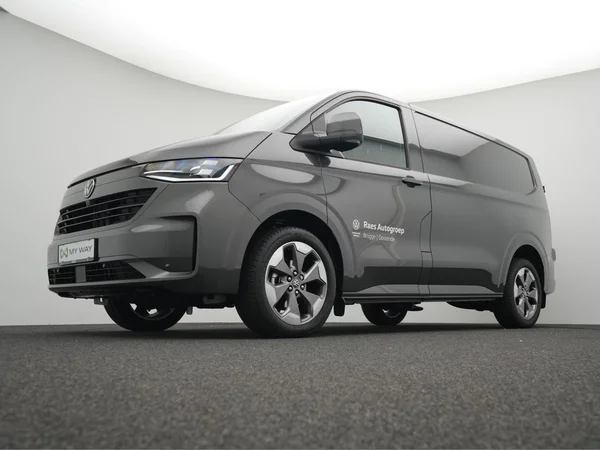 VOLKSWAGEN Transporter T7 26 Fourgon Swb Dsl (2026) — foto 21 van 27