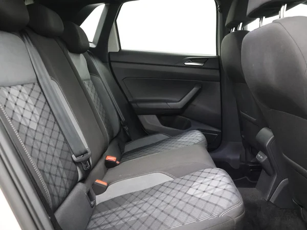VOLKSWAGEN Polo (2025) — foto 9 van 27