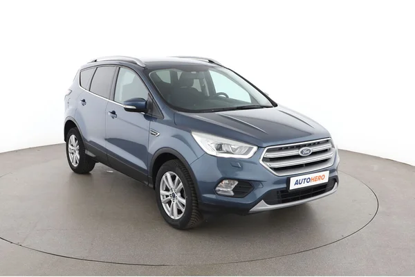 Ford Kuga (2018) — foto 14 van 16
