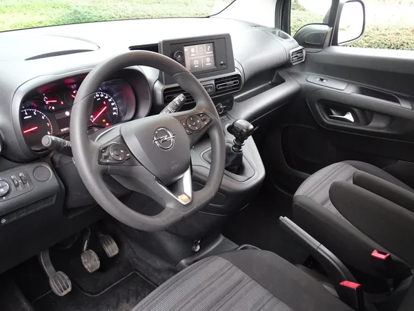 Opel Combo (2023) — foto 5 van 27