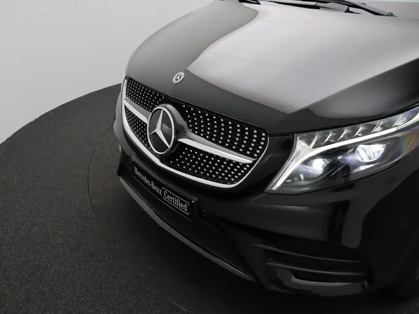 Mercedes-Benz V-Klasse (2024) — foto 28 van 36