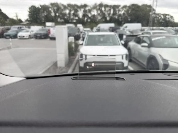 Opel Vivaro (2020) — foto 5 van 16