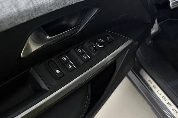 Peugeot 5008 (2025) — foto 8 van 17