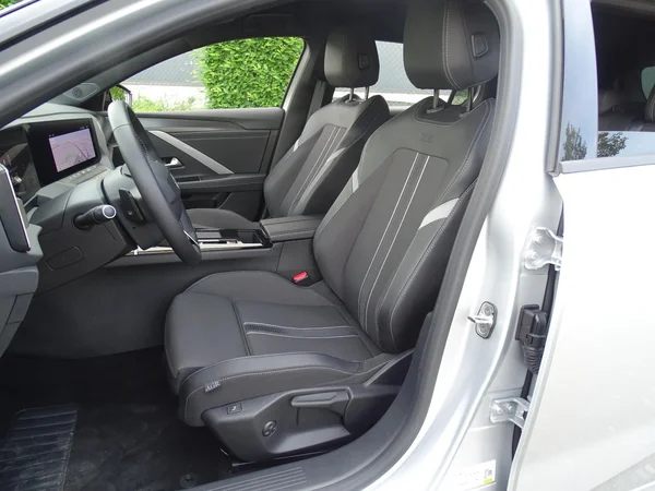 Opel Astra (2025) — foto 3 van 22