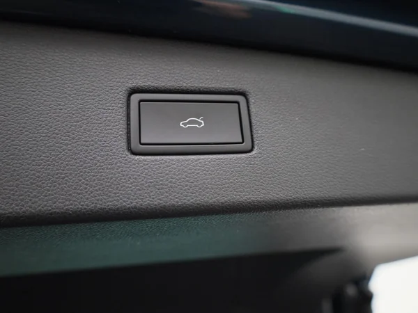 Volkswagen Tiguan (2022) — foto 4 van 41