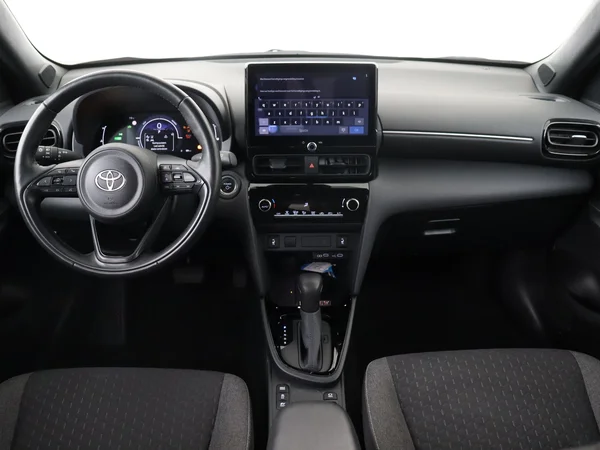 TOYOTA Yaris Cross (2024) — foto 27 van 27