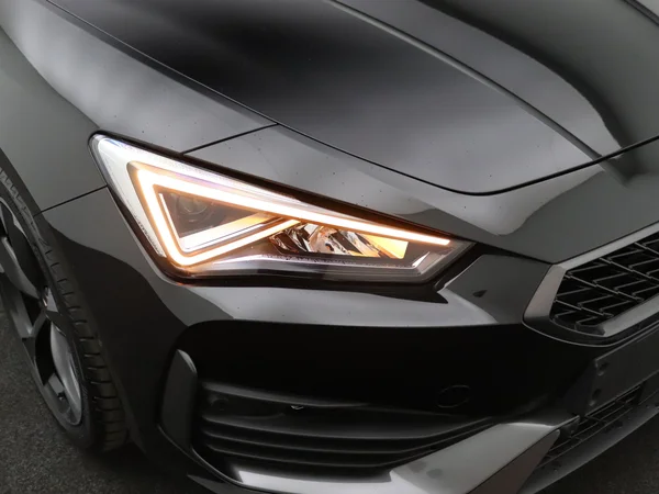 CUPRA Leon ST (2025) — foto 19 van 19