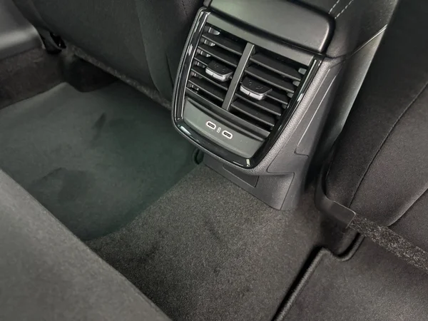 SKODA Kamiq (2024) — foto 11 van 24