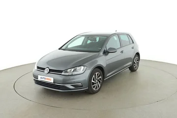 Volkswagen Golf 786888dc-6f52-4e3e-9840-0f0aec70e95a