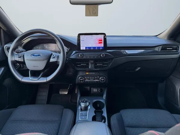 FORD Focus (2022) — foto 8 van 30