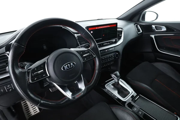 Kia pro_cee'd (2021) — foto 2 van 16