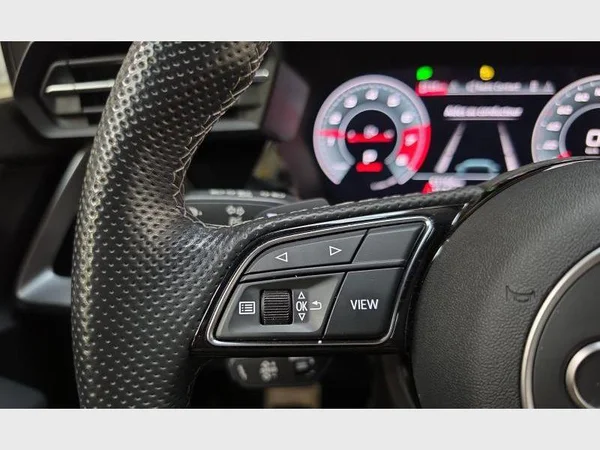 AUDI S3 Sportback (2023) — foto 7 van 36