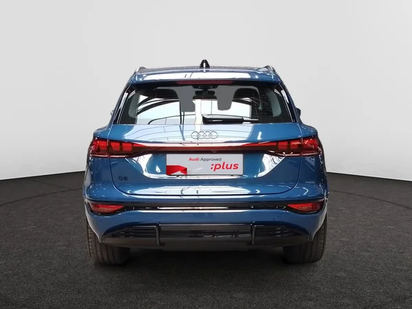 AUDI Q6 e-tron (2025) — foto 19 van 24