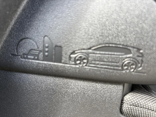VOLKSWAGEN ID.Polo (2026) — foto 9 van 24