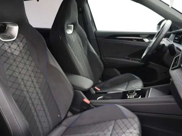 Volkswagen Tayron (2025) — foto 23 van 28