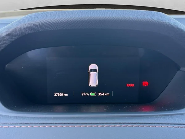 SKODA Enyaq (2024) — foto 4 van 21