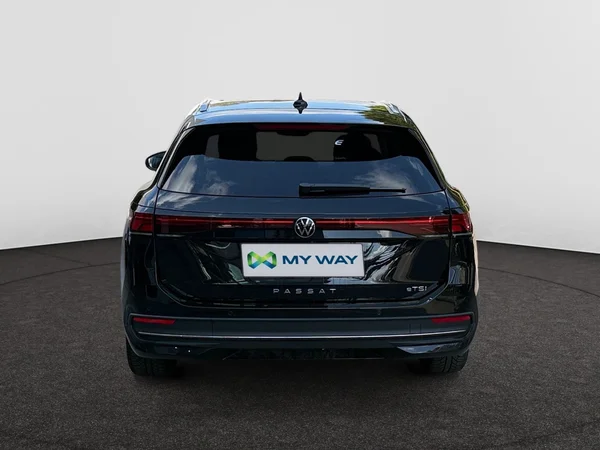 VOLKSWAGEN Passat SW (2025) — foto 12 van 15