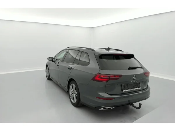 VOLKSWAGEN Golf VIII SW (2024) — foto 32 van 36