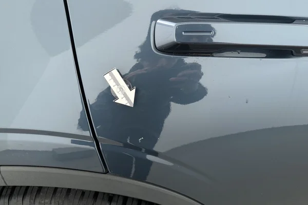 POLESTAR Polestar 2 (2023) — foto 17 van 25