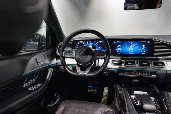 Mercedes-Benz GLS (2021) — foto 22 van 56
