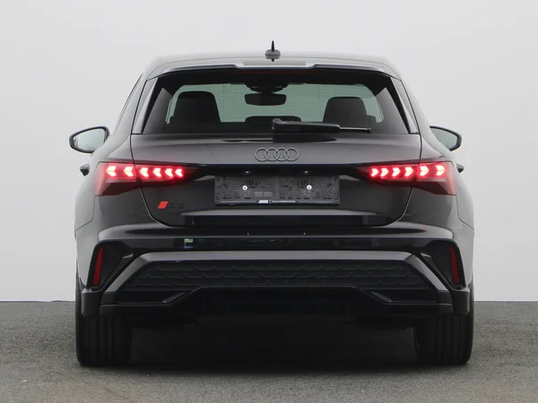 AUDI A3 Sportback (2025) — foto 16 van 21