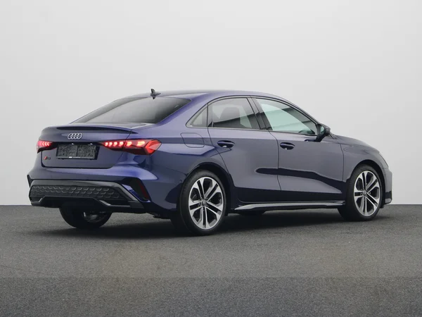 AUDI A3 Sedan (2025) — foto 12 van 25