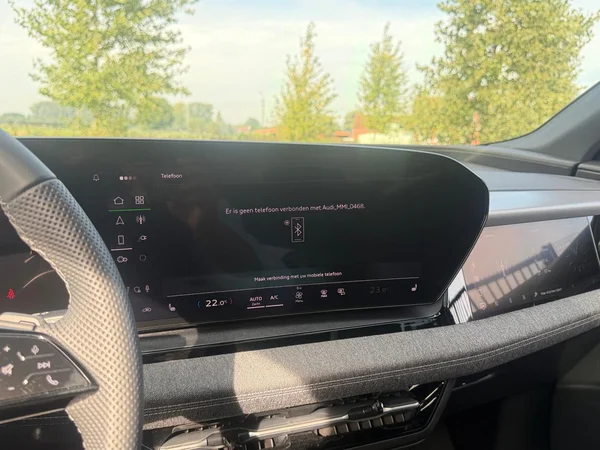 AUDI Q6 e-tron (2025) — foto 5 van 19