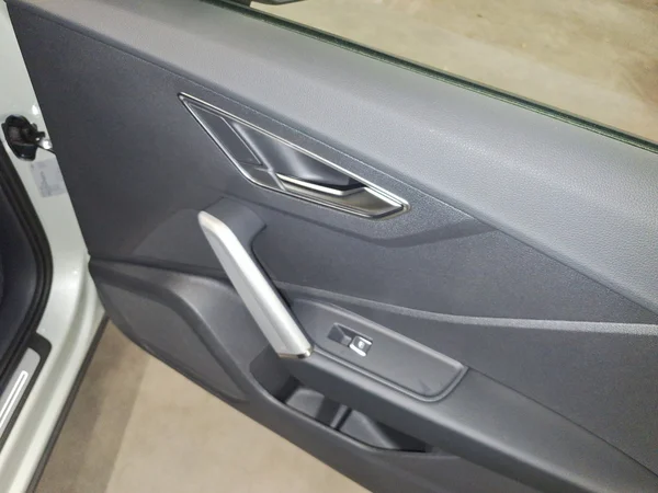 AUDI Q2 (2025) — foto 9 van 24